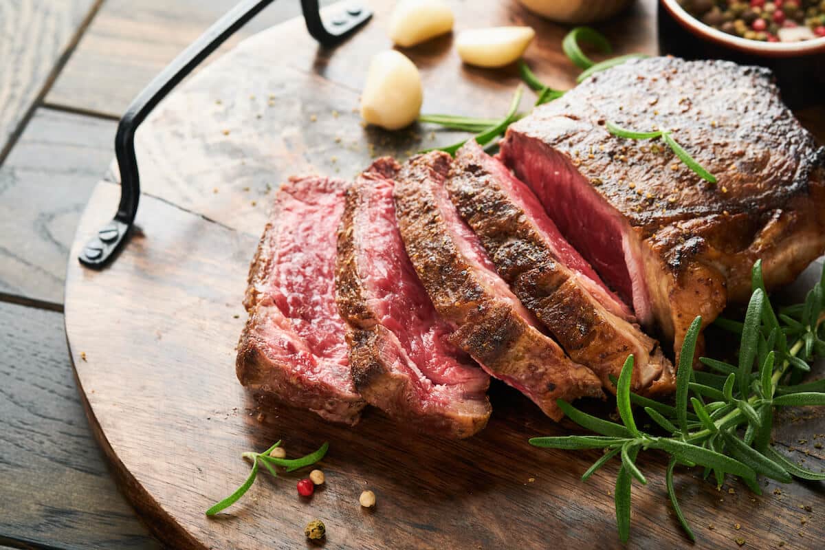 High protein low calorie foods: steak with spices and rosemary